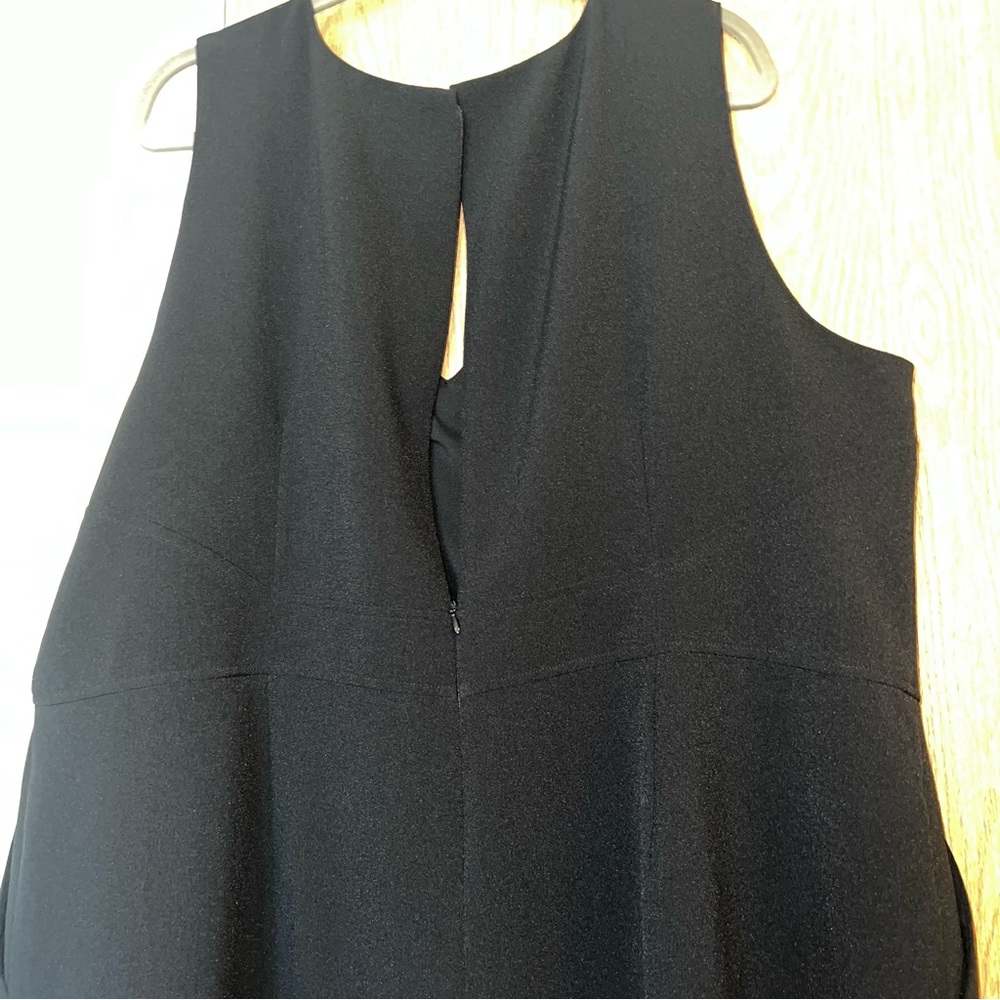 NWOT VINCE CAMUTO CREPE TIE FRONT WIDE LEG JUMPSUIT - Picture 6 of 9